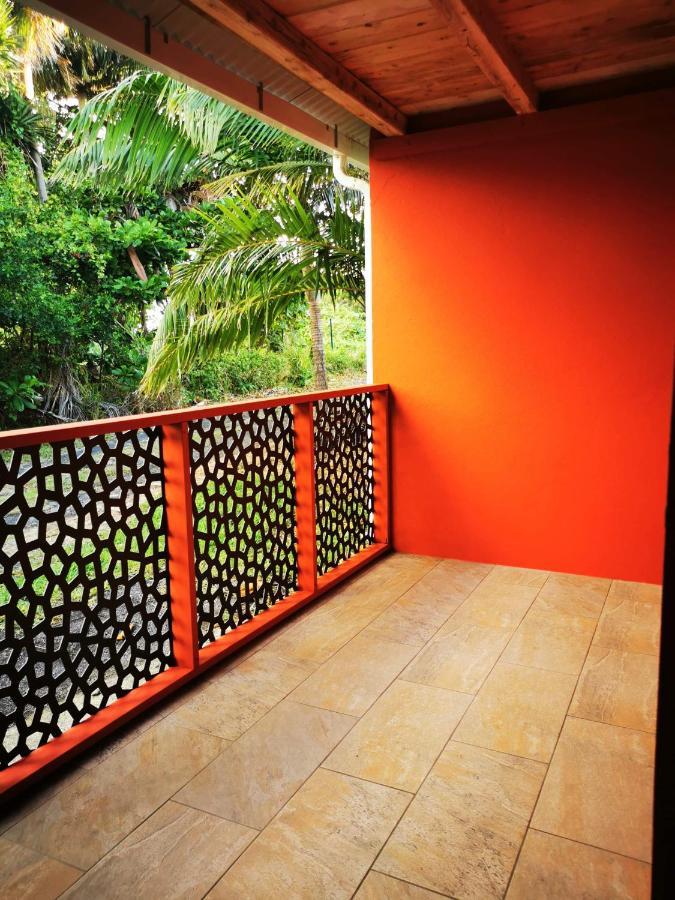 Case Lenaron Saint-Joseph Exterior foto